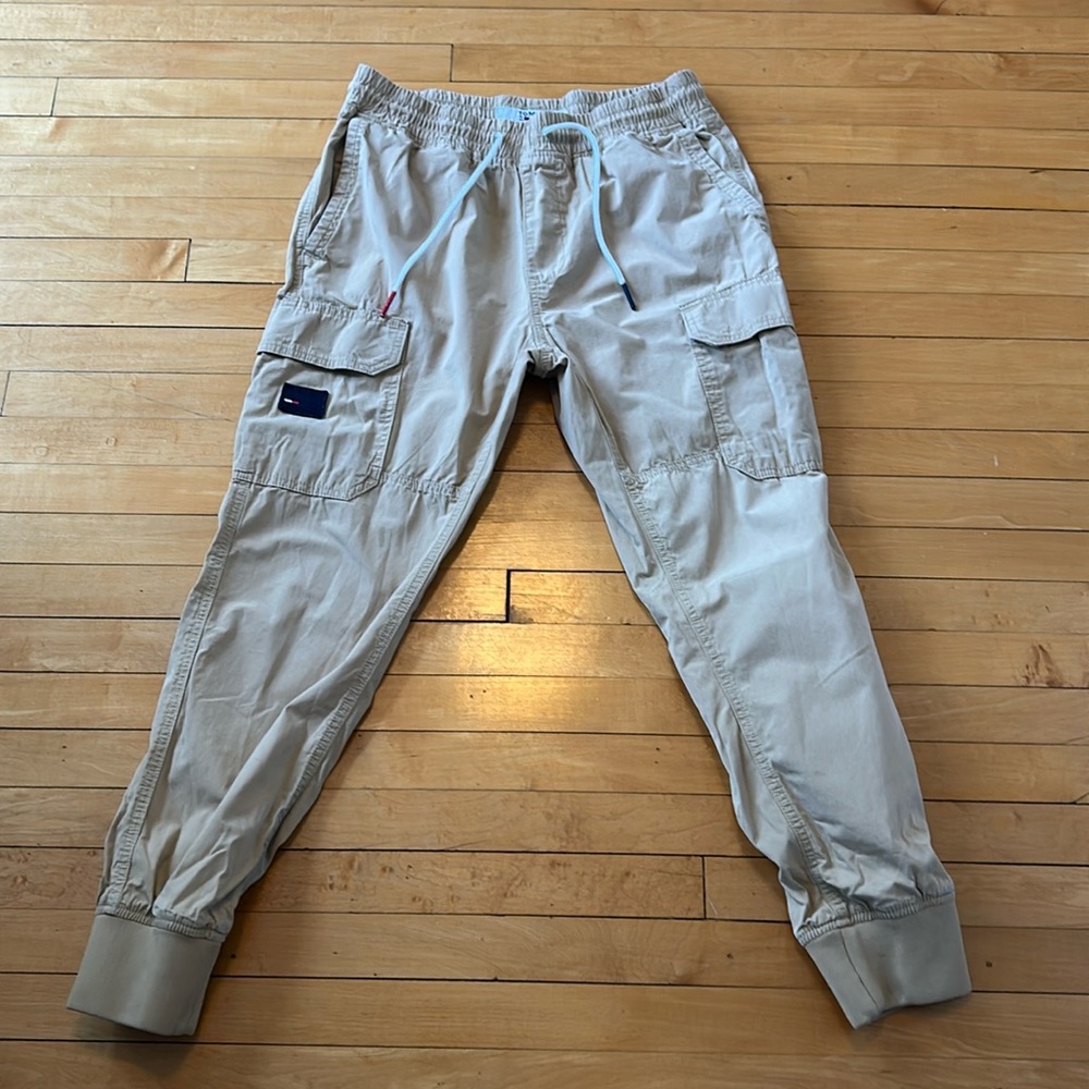 NWOT-Tommy Hilfiger joggers